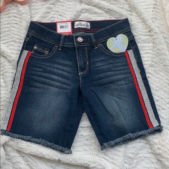 Jordache Other - Jordache Adjustable Waist Bermuda Shorts